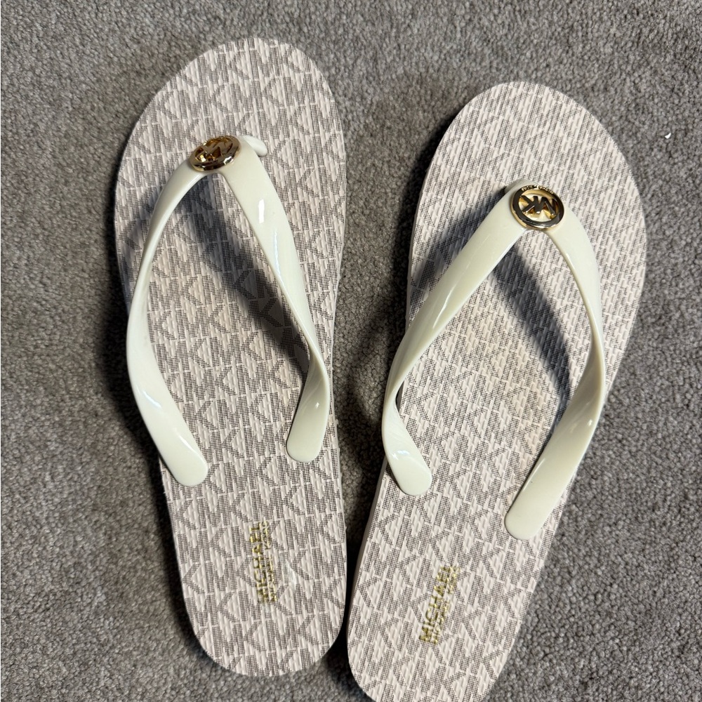 Michael Kors Cream and Gold Sandals - Picture 3 of 4